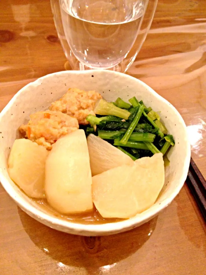 カブと鶏だんごの煮物|よんさん