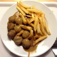 IKEA's restaurant Swedish Meatballs|Khairunnisa Aminullahさん