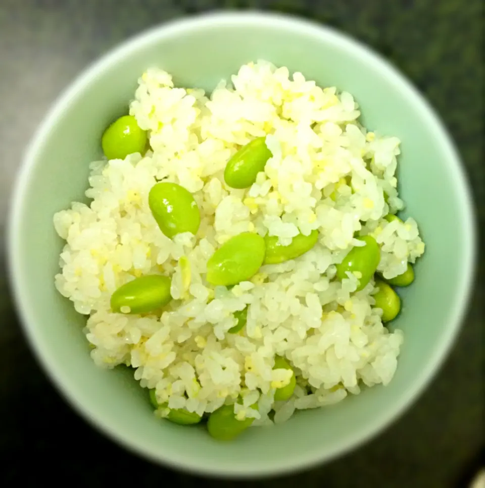 Fresh soy bean rice 枝豆ご飯 粟もち入り|ずきみくさん