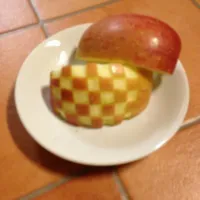 Snapdishの料理写真:カッティングした林檎|つかささん