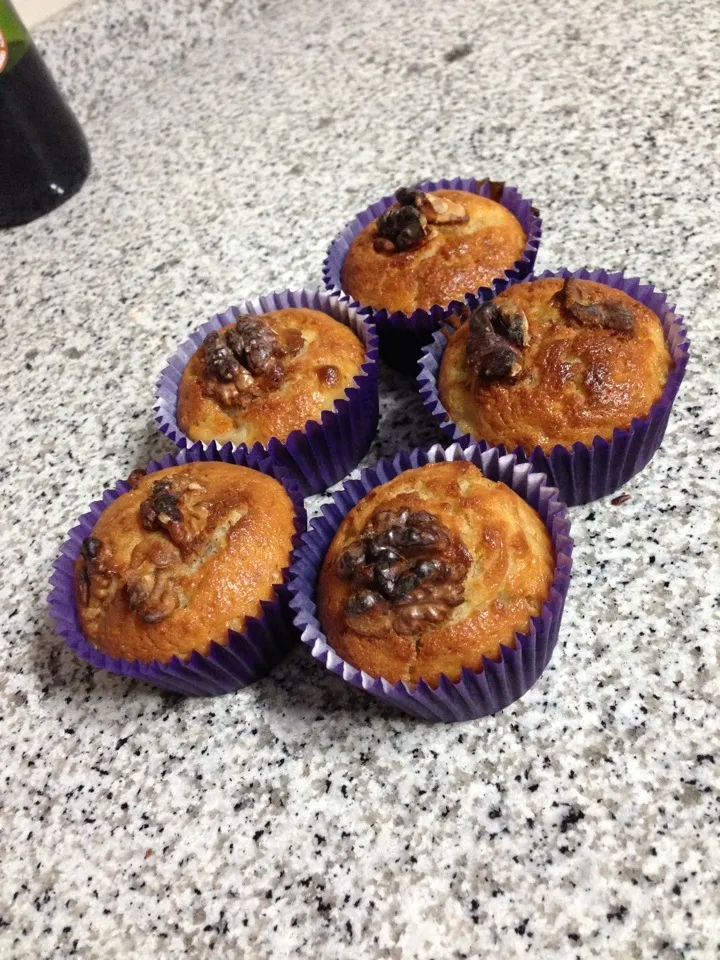 Banana and walnut cupcakes|Cynthiaさん