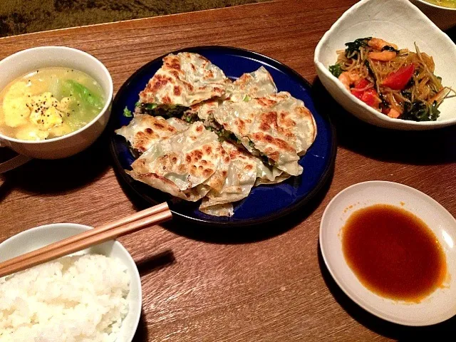 包まない餃子・春雨サラダ・レタスと卵のスープ|アニさんさん