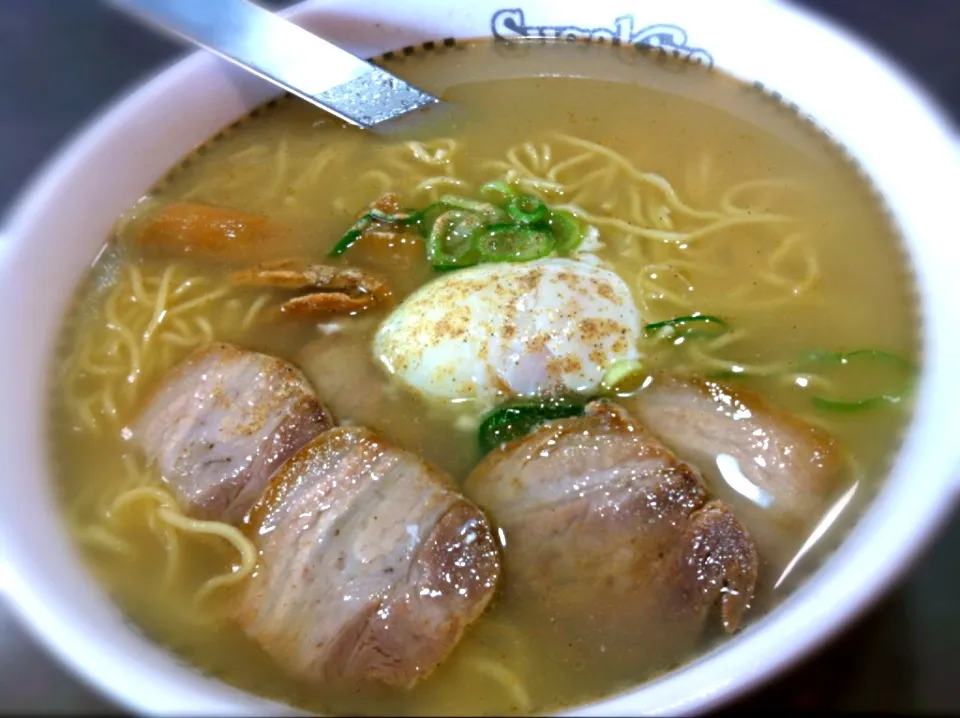 【本日のランチ】スガキヤの特製ラーメン。懐かし(ﾟдﾟ)ｳﾏｰ|JTKさん