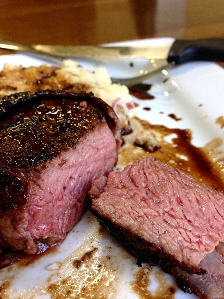 Snapdishの料理写真:Filet Mignon|Abe Hildrethさん