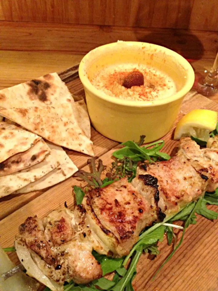 Hummus & pita starter, with Grilled pork & yuzu kosho kebab|Shanel Catastiさん