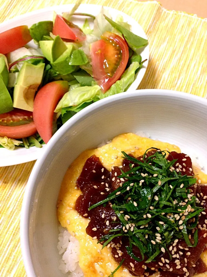 漬け丼。とろろつき。|なかのさん