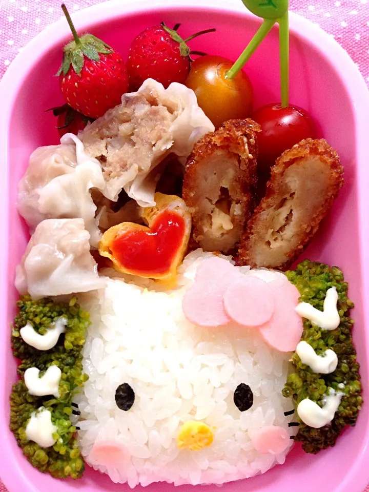 Snapdishの料理写真:Lunch box☆Hello Kitty❤キティちゃん　4|🌈Ami🍻さん