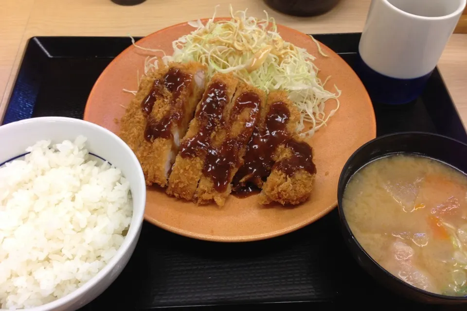 ロースカツ定食|Naoya Ishiharaさん