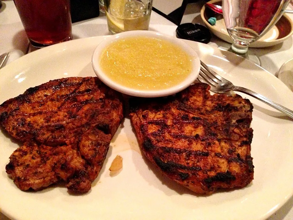 (Cajun) Pork Chops and Applesauce|Chris Rothさん