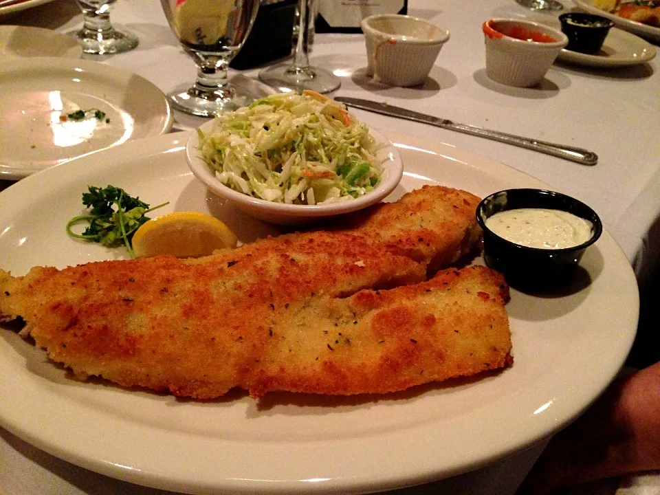 Snapdishの料理写真:Pam-Fried Walleye|Chris Rothさん