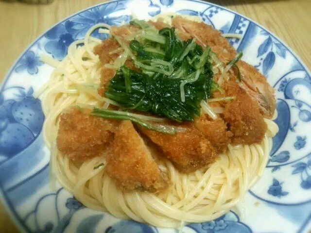 Snapdishの料理写真:鮭フライと水菜のパスタ|さおりさん