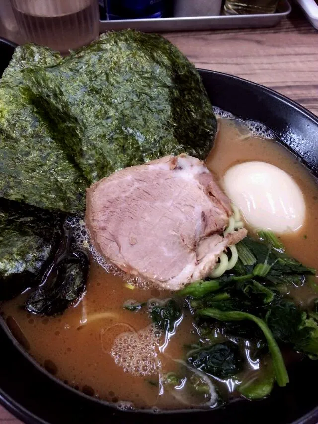 味玉醤油ラーメン|フッチーさん