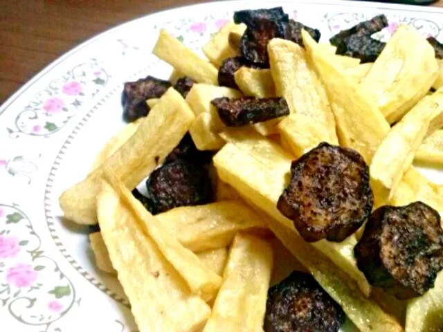 Fried eggplants & French fries|Mare Kieさん