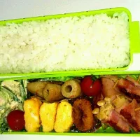 ″旦那お弁当″卵焼き、ささみときゅうりのマスタード和え、えのきのハム巻き、ちくわ甘辛炒め、コーンクリームコロッケ|もち豆腐さん