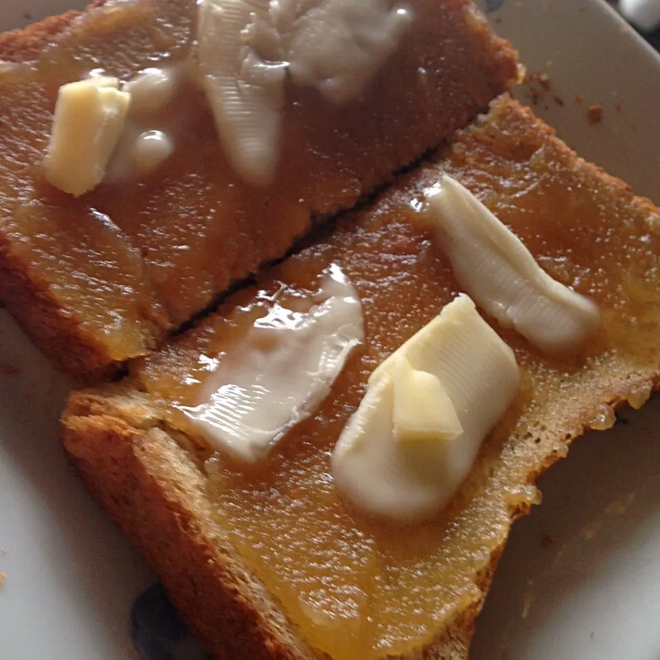 Having kaya toast for breakfast|Funky Chefさん