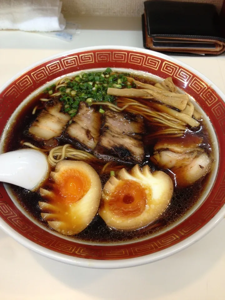 Snapdishの料理写真:広野のラーメン 「支那そは 煮卵トッピング」|古山さん