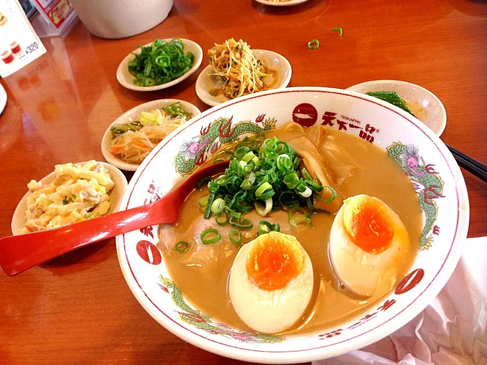 こってりラーメン|ちびさん