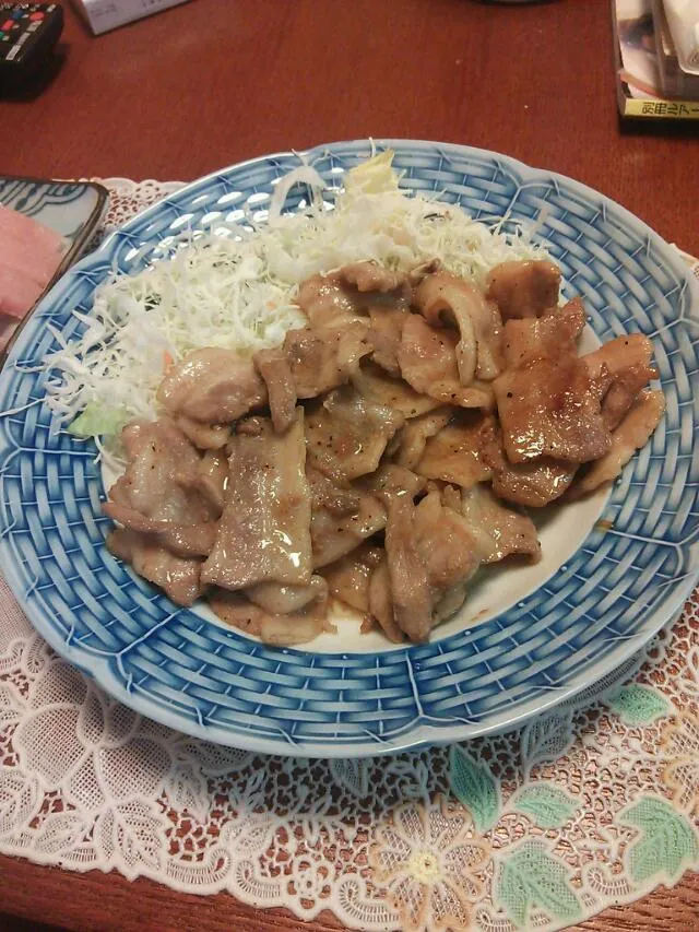 Snapdishの料理写真:buta yaki 
hubby's fav for otsumami..：）|misono pimpeさん