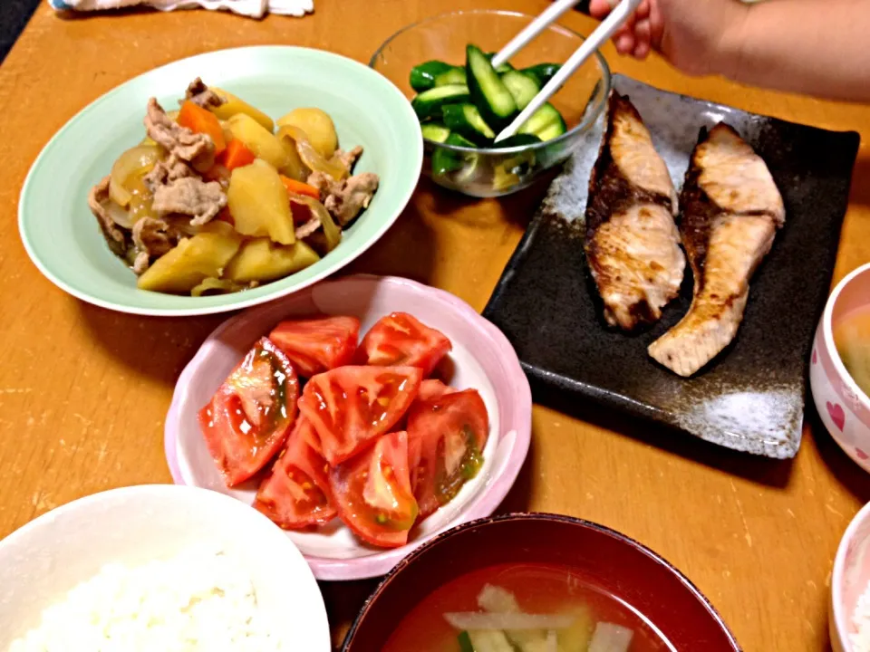 肉じゃがと焼き魚|あやさん