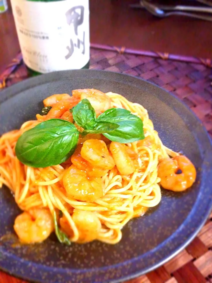 Shrimp tomato pasta☆海老のﾄﾏﾄﾊﾟｽﾀ by chef hubby|🌈Ami🍻さん