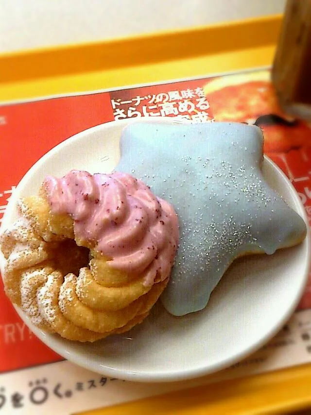 カルピス スタードーナツ ソーダ、ストロベリーカスターフレンチ／mister Donut @池袋|ひろみんこさん