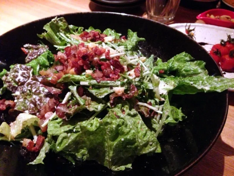 Caesar salad w/ bacon|chan mitsuさん