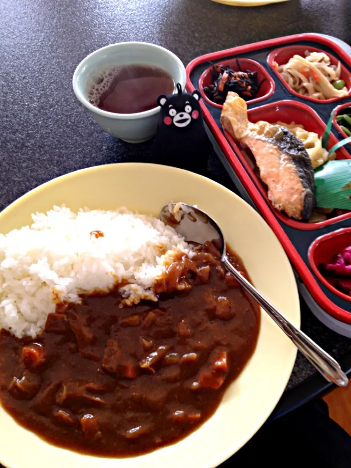 会社の食堂カレー、ご飯もカレーもつぎたい放題 2013#178|大阪カレー部長さん