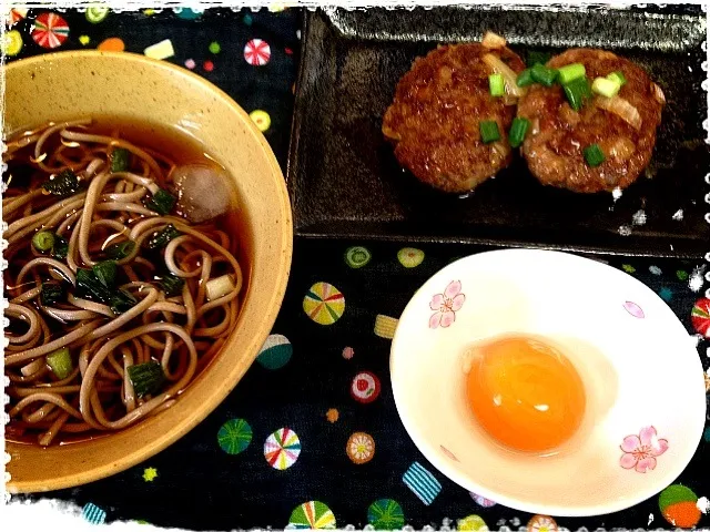 黄身 🌟 つくねバーグ〜蕎麦定食⁉|ゴンさん