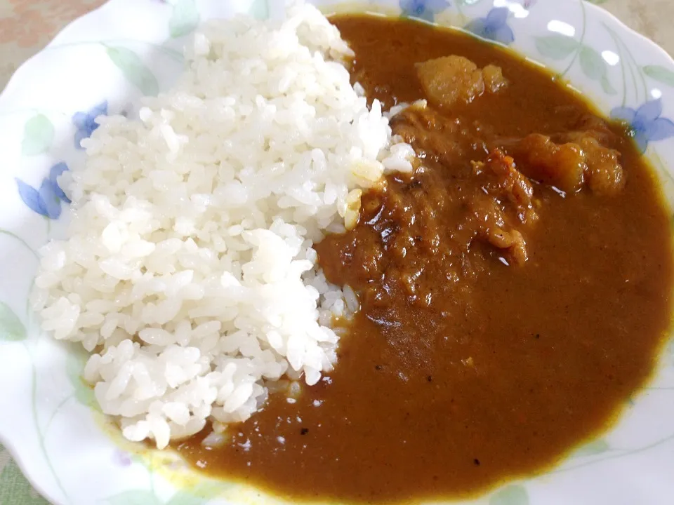 中村屋のインドカリー🍛|ゆうじ.さん