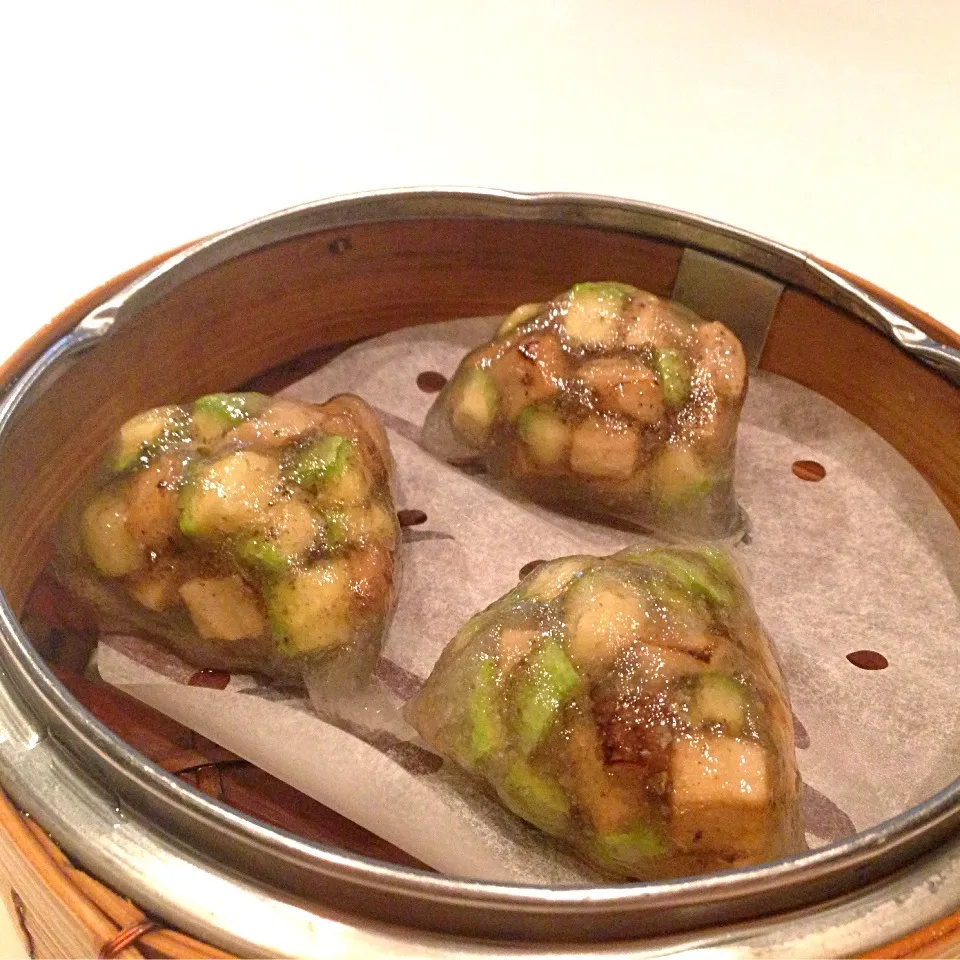 Mushroom and truffle steam dumping|Pammy Chaivikraiさん