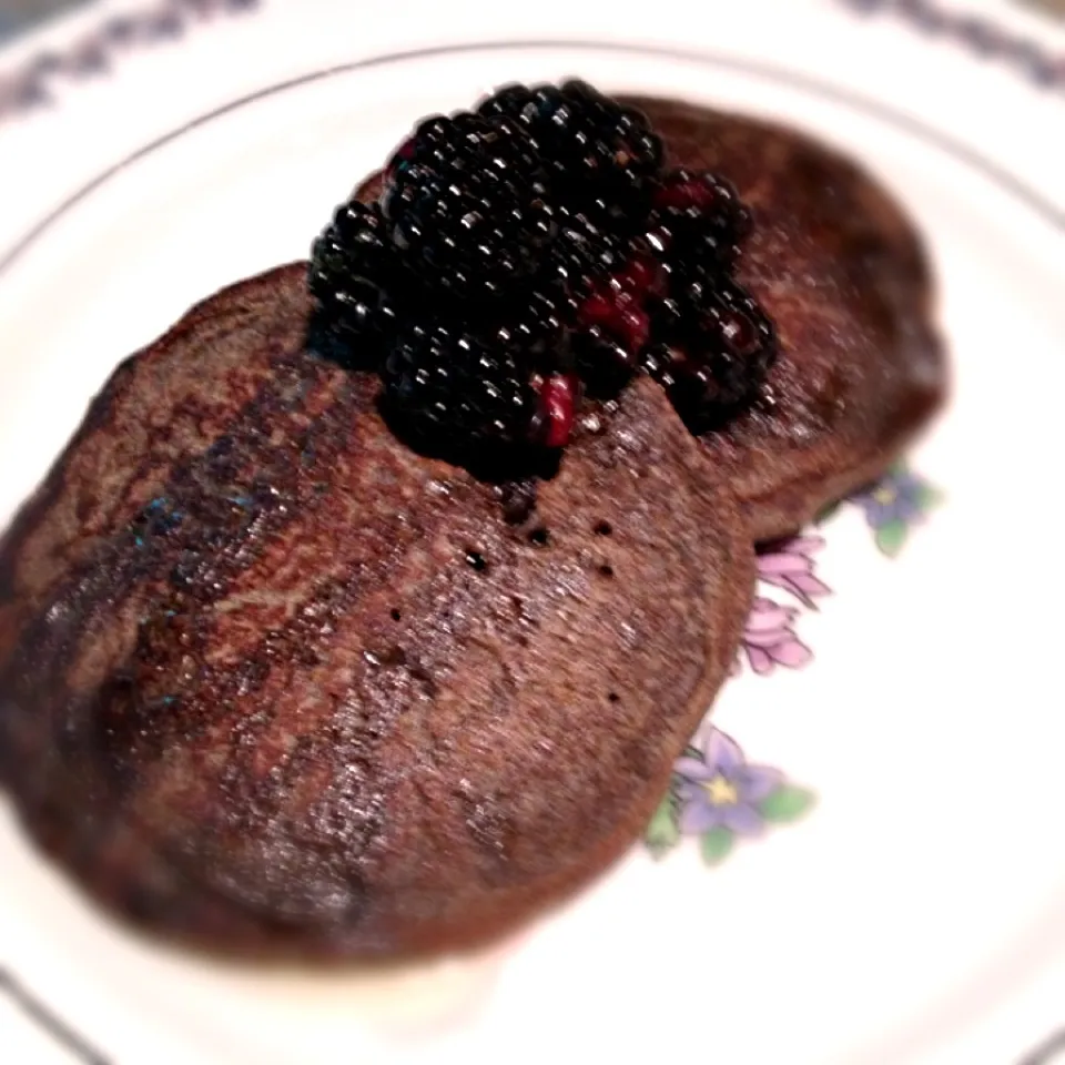 Buckwheat Pancakes with Lime Marinated Blackberries and Agave Nectar|http://melissasmenu.wordpress.com/さん