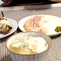 Snapdishの料理写真:父の釣った鯛でお茶漬け|みきさん