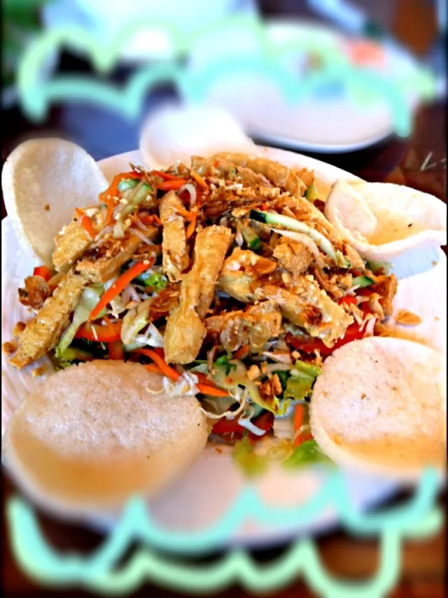 Sweet n sour fried tofu salad with shrimp chips|Juliee ~ ジュリーさん