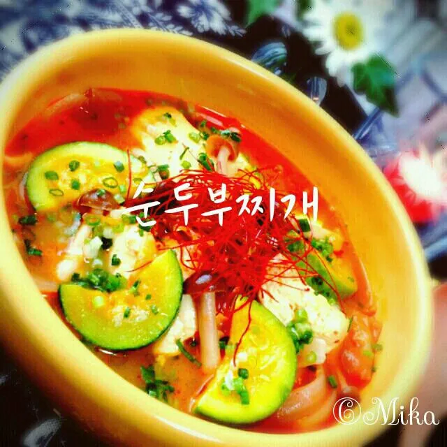 Snapdishの料理写真:순두부찌개スンドゥブチゲ◆韓国カボチャ(エホバク)入り♪|Mika❈さん