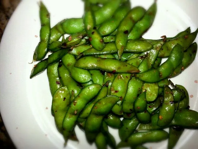 soy ginger edamame|globetrotterさん