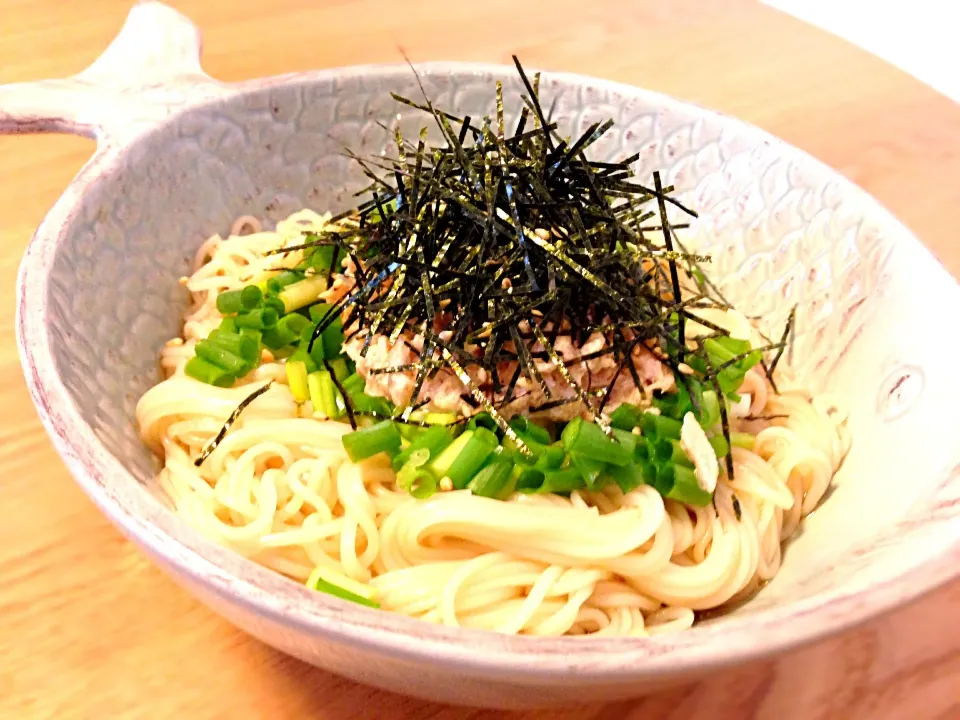 ツナマヨ素麺、胡麻油で。|ユキさん