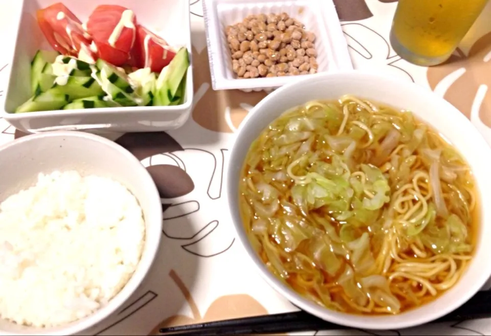 こんな飯食ってるのいないだろな〜ラーメンライス|単身赴任さん