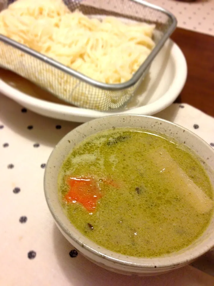 グリーンカレーのリメイク！グリーンカレーそうめん。|ツナコさん