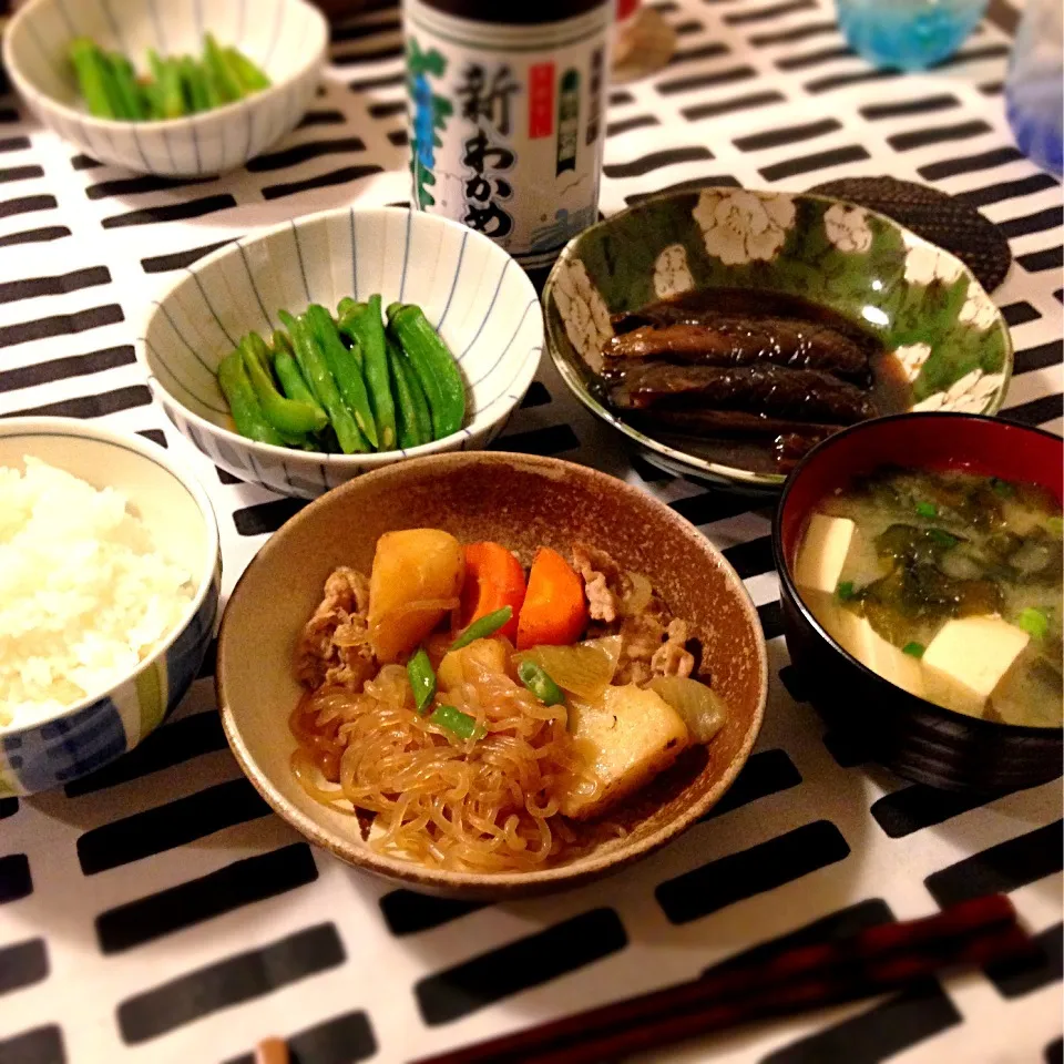 肉じゃが🍀茄子の甘辛煮🍀いんげんとオクラのおひたし🍀若布と豆腐のお味噌汁🍀若狭の粉若布ふりかけ|mochaさん