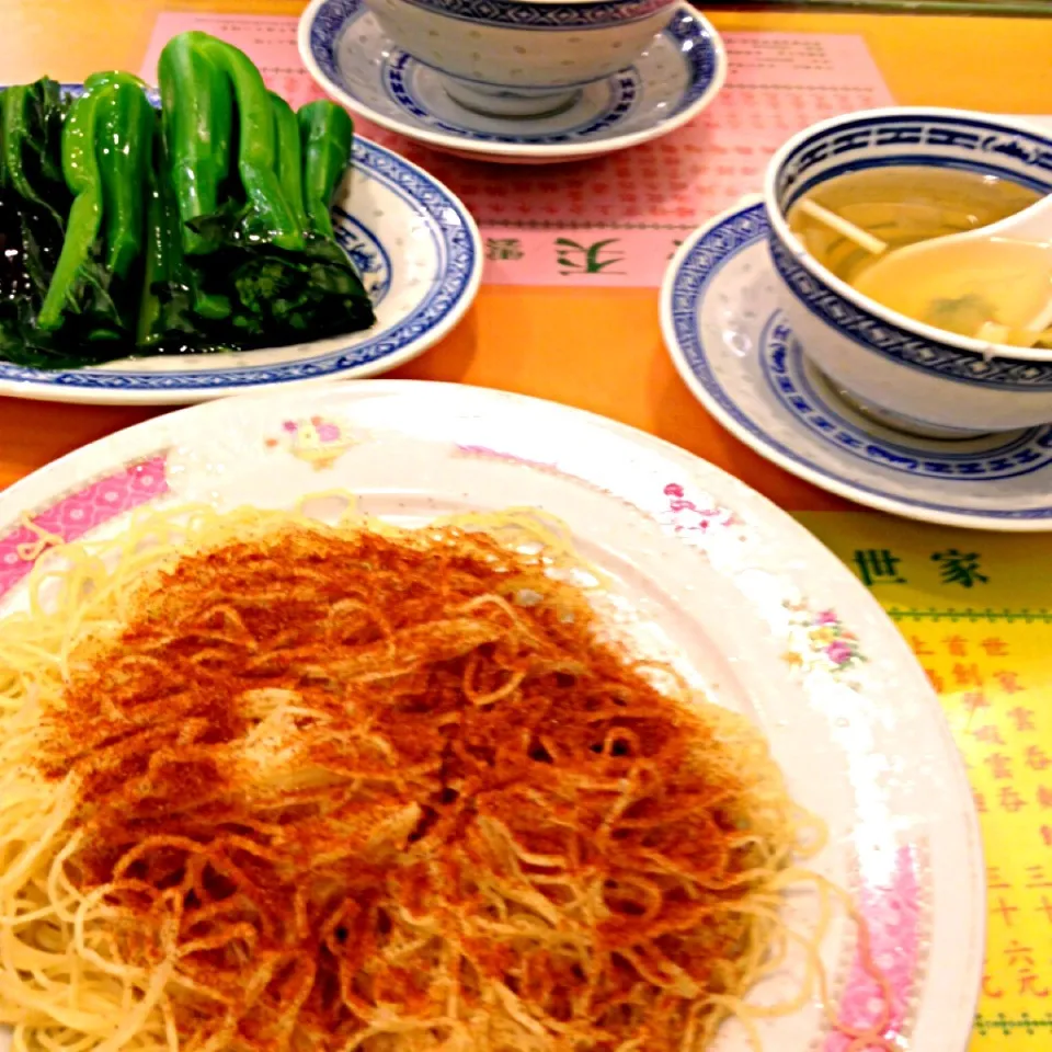 HK Shrimp Roe noodle @ Mak's Noodle|(*¯︶¯*)さん