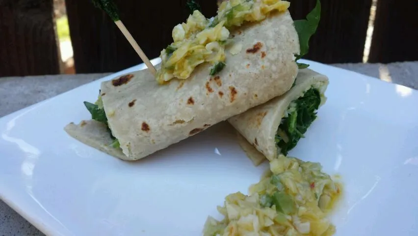 Fresh Spinach Wrap with Rustic Fork Jalapeño Artichoke Spread|sonya keisterさん