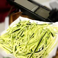 Snapdishの料理写真:Setting out my zucchini noodles to dry for the night. Gonna make some yummy meatballs tomorrow! I just julienned the largest zucchini you've ever seen.|Jules Vloskyさん