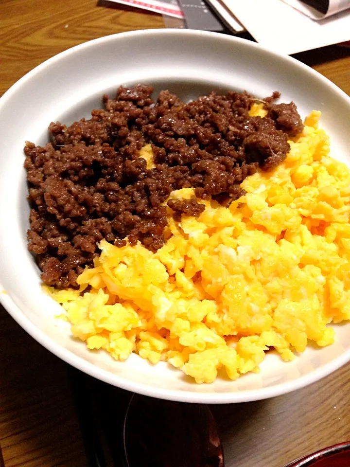 そぼろたまご丼|づんださん