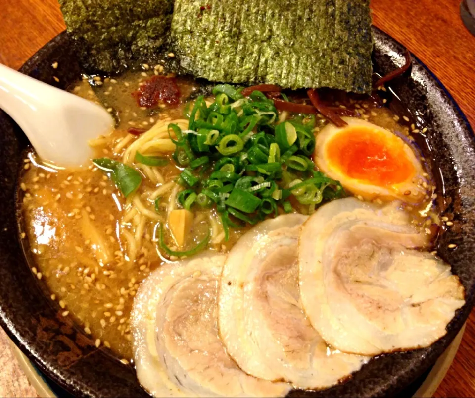 濃厚とんこつラーメン|ヒロさん