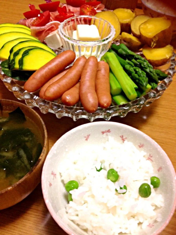 豆ご飯と彩り野菜のチーズフォンデュ（チーズ写真取り忘れ…）|まりこさん