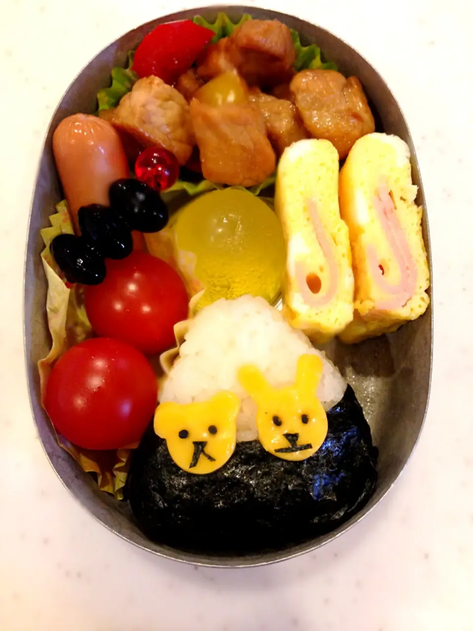 ミニくまミニうさぎお弁当|Kaori Kawamuraさん