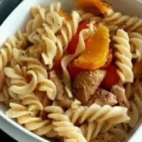 Snapdishの料理写真:Chicken pasta salad|HUANG XINTONGさん