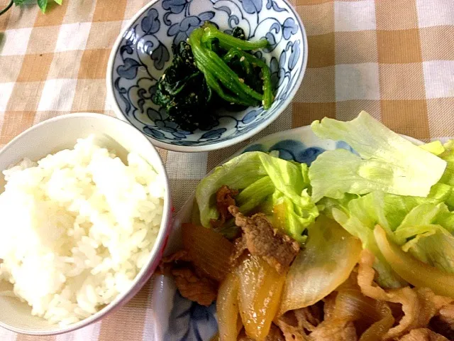 焼き肉、ほうれん草ごま和え、ごはん|ゆりさん