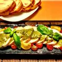 Steamed chicken breast with homemade pesto