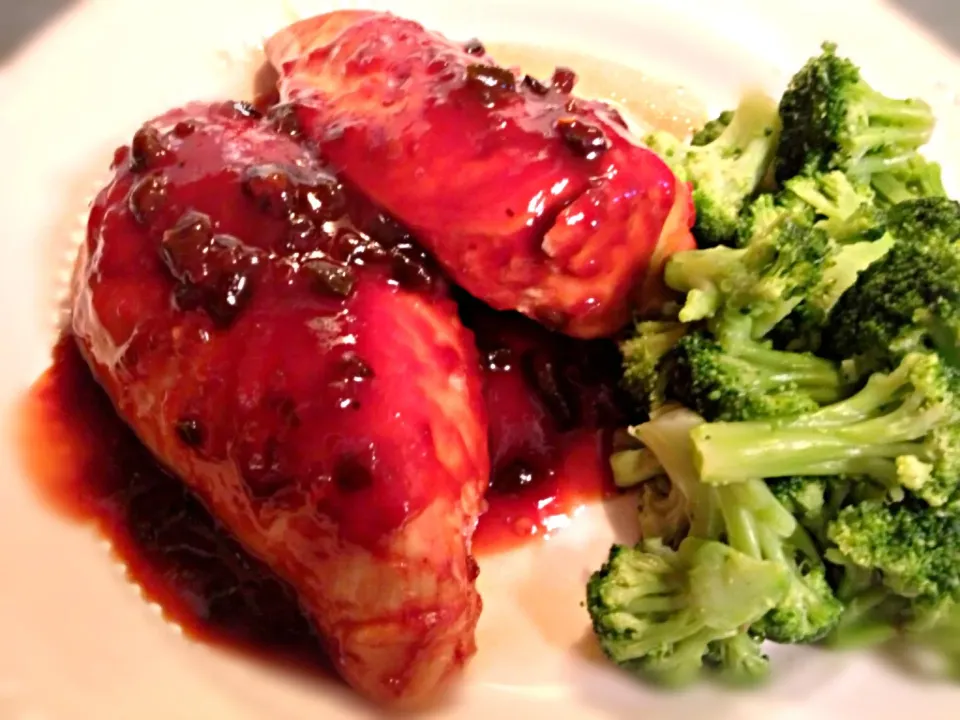 Uncle Gary's Gourmet Candied Jalapeño BBQ Chicken with fresh steamed broccoli|Gary Langerさん